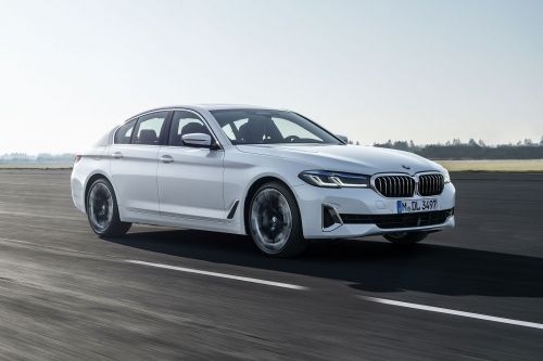 BMW 5 SERIES DIESEL SALOON 520d MHT M Sport 4dr Step Auto view 3