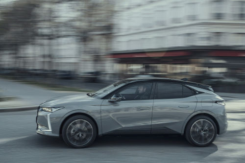 DS DS 4 HATCHBACK 1.6 E-TENSE Trocadero 5dr EAT8 view 17