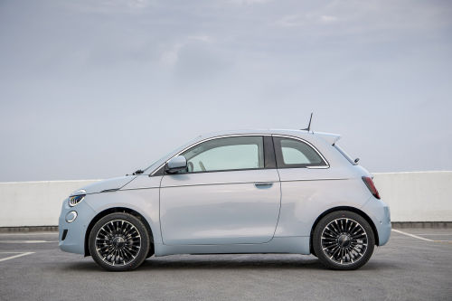 FIAT 500 HATCHBACK 1.0 Mild Hybrid Dolcevita Part Leather 3dr view 6