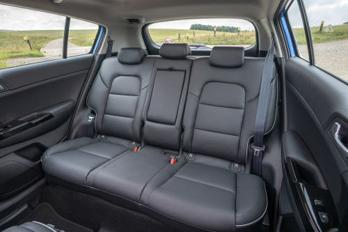 KIA SPORTAGE ESTATE 1.6T GDi ISG 3 5dr view 18