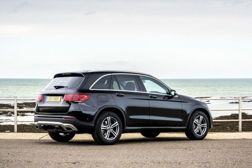 MERCEDES-BENZ GLC DIESEL ESTATE GLC 220d 4Matic AMG Line 5dr 9G-Tronic view 3