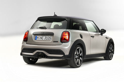 MINI HATCHBACK 1.5 Cooper Exclusive Premium 3dr Auto view 9