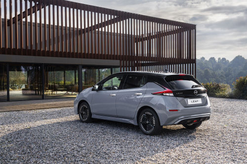 NISSAN LEAF ELECTRIC HATCHBACK 110kW N-Connecta 39kWh 5dr Auto view 16