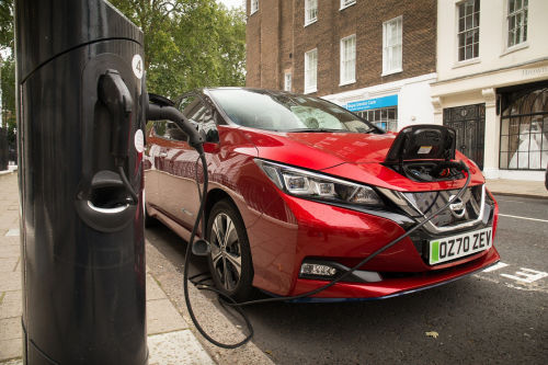 NISSAN LEAF ELECTRIC HATCHBACK 110kW N-Connecta 39kWh 5dr Auto view 4