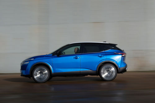 NISSAN QASHQAI HATCHBACK 1.3 DiG-T MH Acenta Premium 5dr view 18