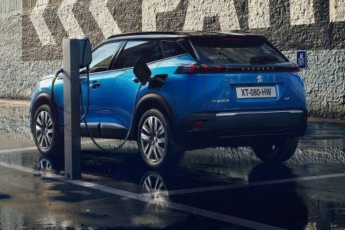 PEUGEOT E-2008 ELECTRIC ESTATE 100kW GT 50kWh 5dr Auto view 9