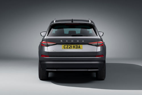 SKODA KODIAQ DIESEL ESTATE 2.0 TDI SE Drive 5dr DSG [7 Seat] view 18