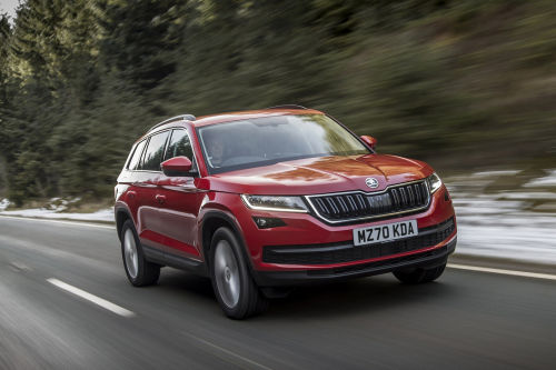SKODA KODIAQ DIESEL ESTATE 2.0 TDI SE Drive 5dr DSG [7 Seat] view 3