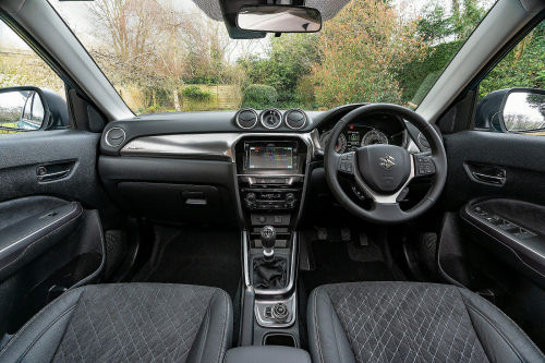 SUZUKI VITARA ESTATE 1.4 Boosterjet 48V Hybrid SZ-T 5dr view 30
