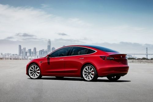 TESLA MODEL 3 SALOON Long Range AWD 4dr Auto view 1