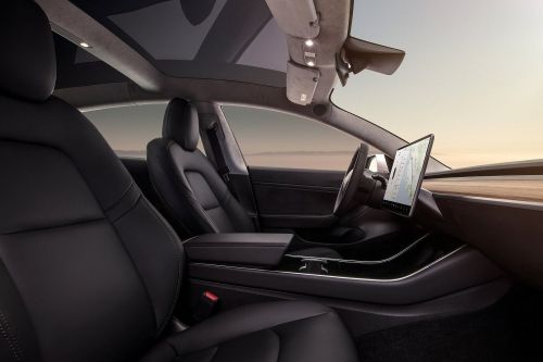 TESLA MODEL 3 SALOON Long Range AWD 4dr Auto view 6