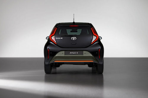 TOYOTA AYGO X HATCHBACK 1.0 VVT-i Pure 5dr view 4
