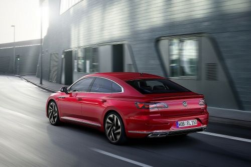 VOLKSWAGEN ARTEON DIESEL FASTBACK 2.0 TDI R-Line 5dr DSG view 5