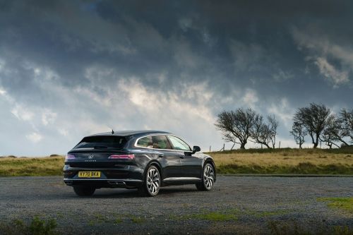 VOLKSWAGEN ARTEON SHOOTING BRAKE 2.0 TSI R-Line 5dr DSG view 2