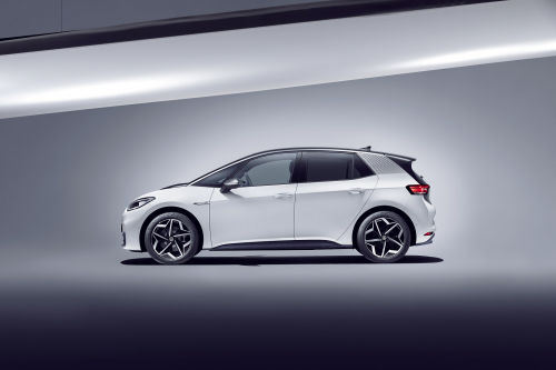 VOLKSWAGEN ID.3 ELECTRIC HATCHBACK 110kW Life Pure Performance 45kWh 5dr Auto view 1