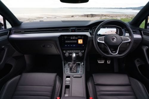 VOLKSWAGEN PASSAT ESTATE 1.5 TSI EVO SEL 5dr DSG view 10