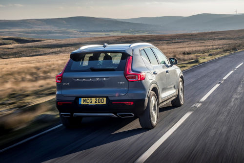 VOLVO XC40 ESTATE 1.5 T4 Recharge PHEV Core Bright 5dr Auto view 5