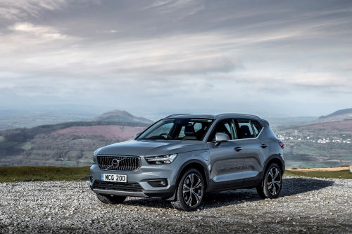 VOLVO XC40 ESTATE 1.5 T4 Recharge PHEV Core Bright 5dr Auto view 7